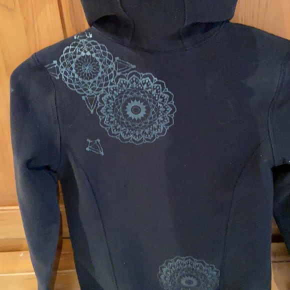 Ivivva Zip Up Hoodie - Picture 3 of 4